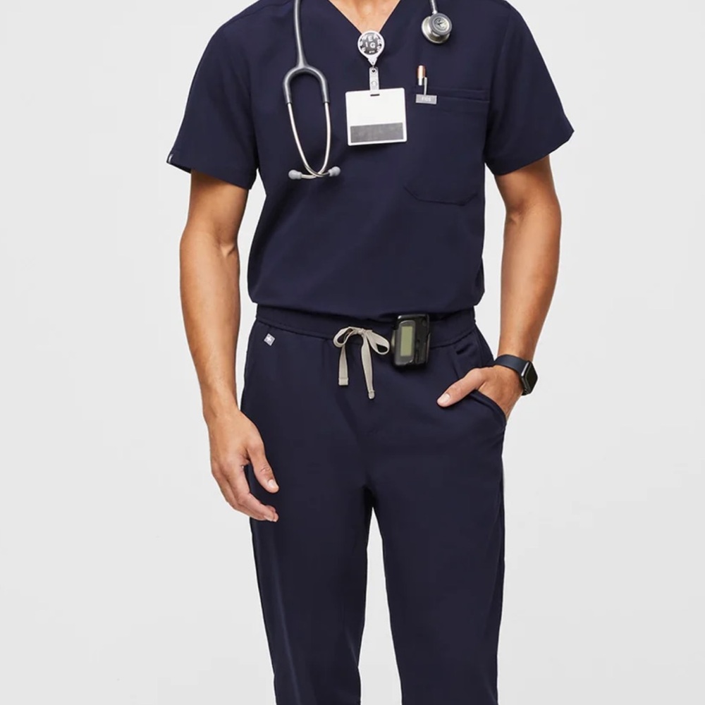 FIGS Men's Navy Blue Scrub Set